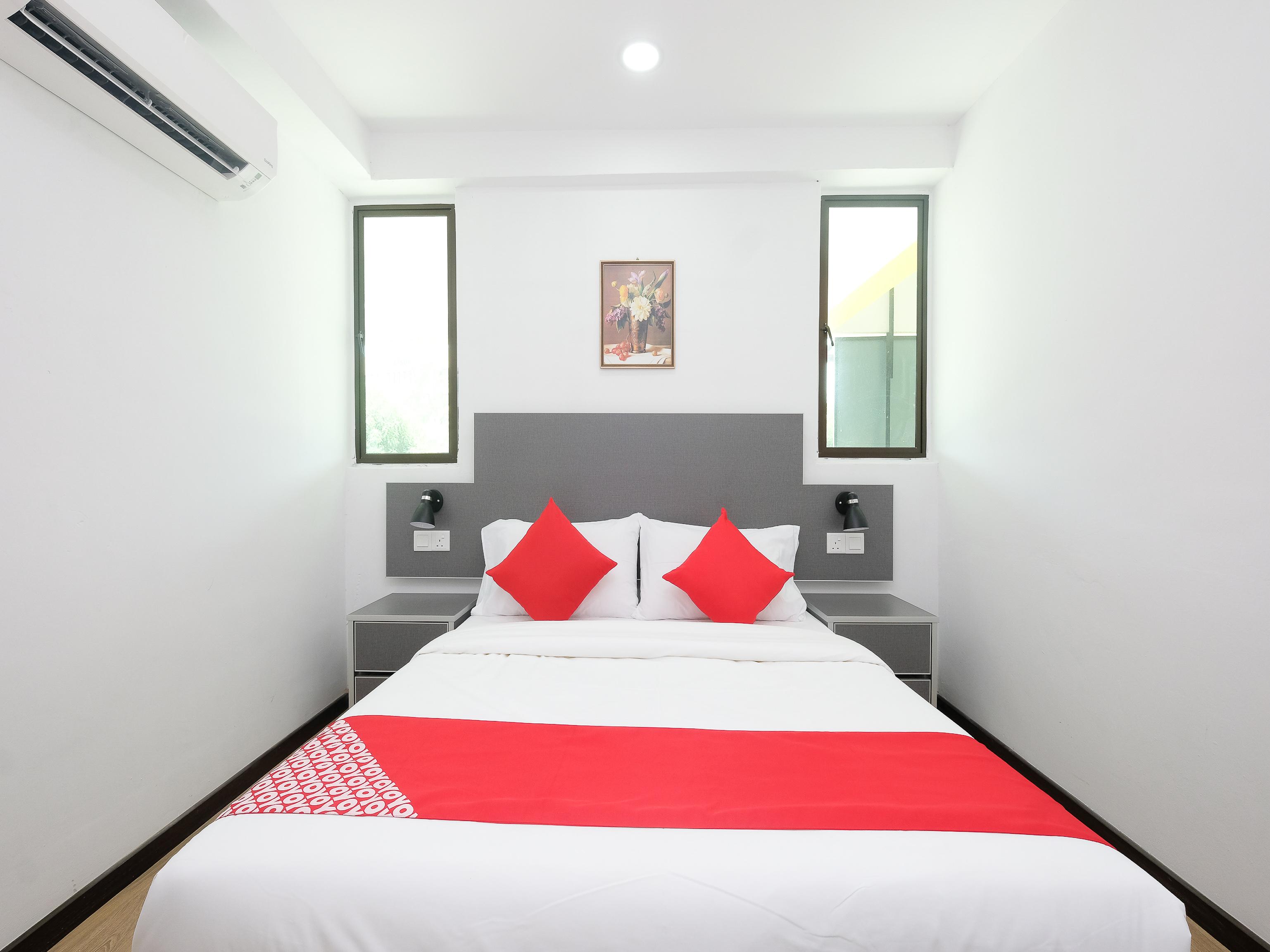 Oyo 44043 First Garden Hotel Kuantan Ngoại thất bức ảnh