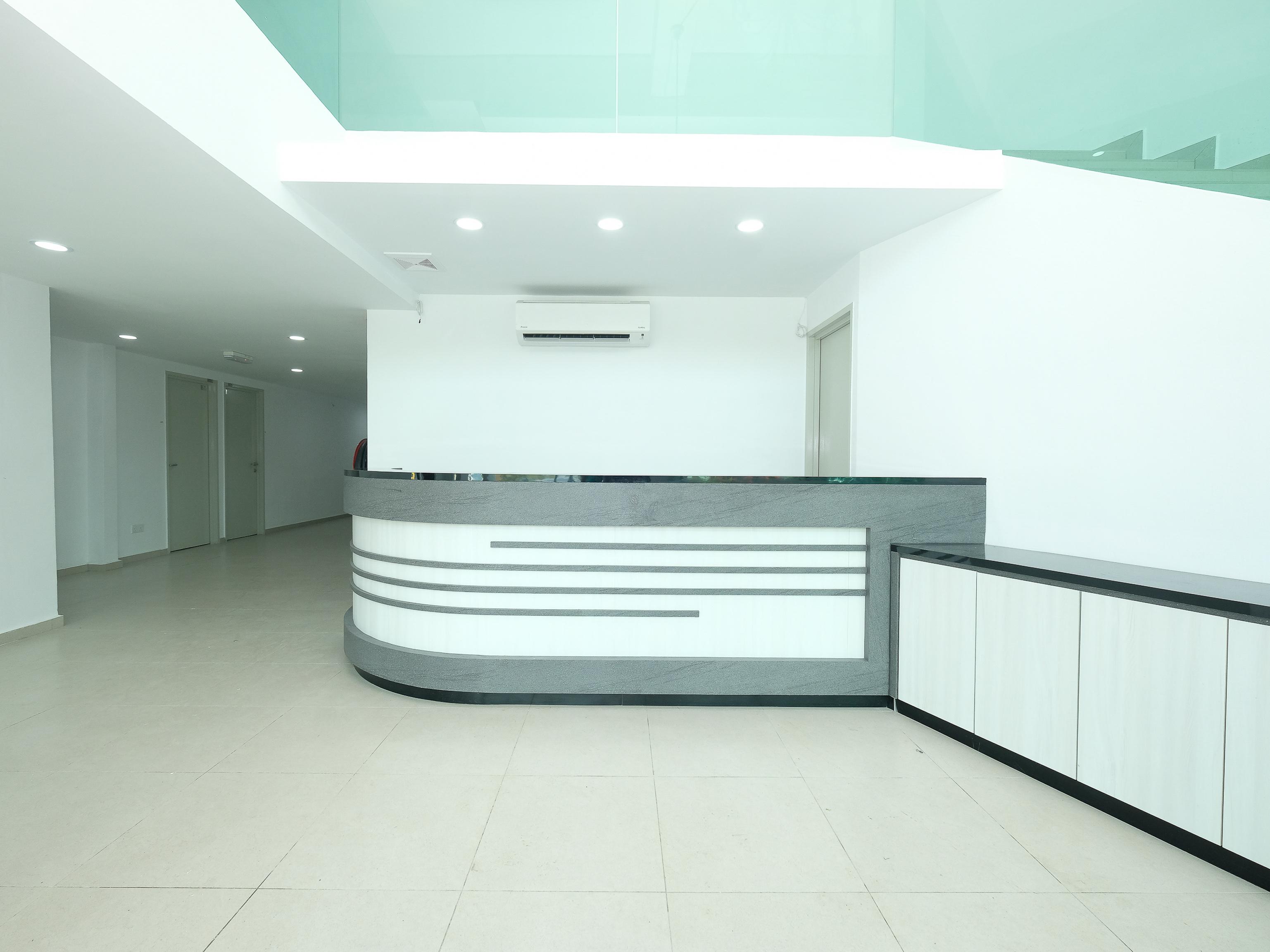 Oyo 44043 First Garden Hotel Kuantan Ngoại thất bức ảnh