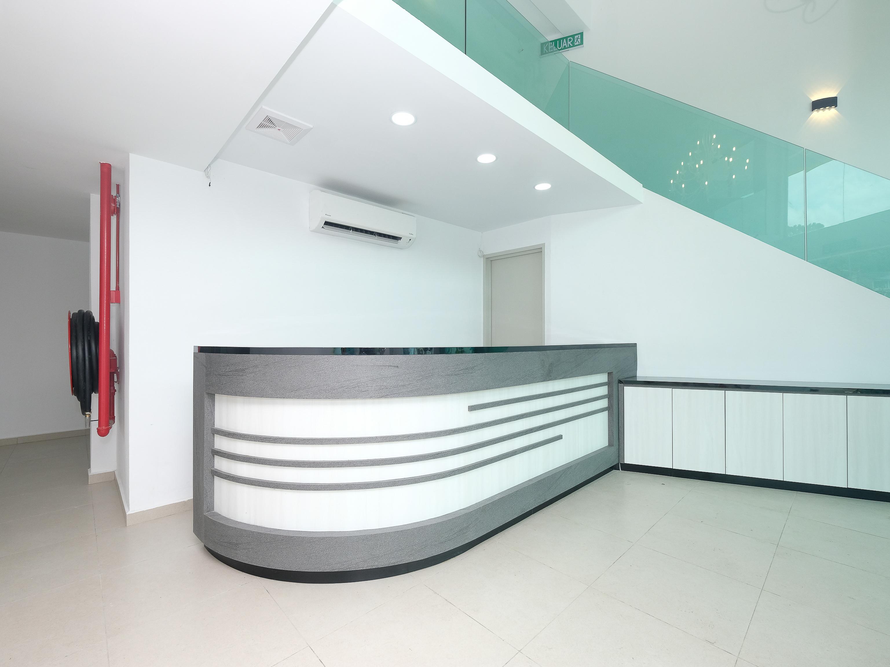 Oyo 44043 First Garden Hotel Kuantan Ngoại thất bức ảnh